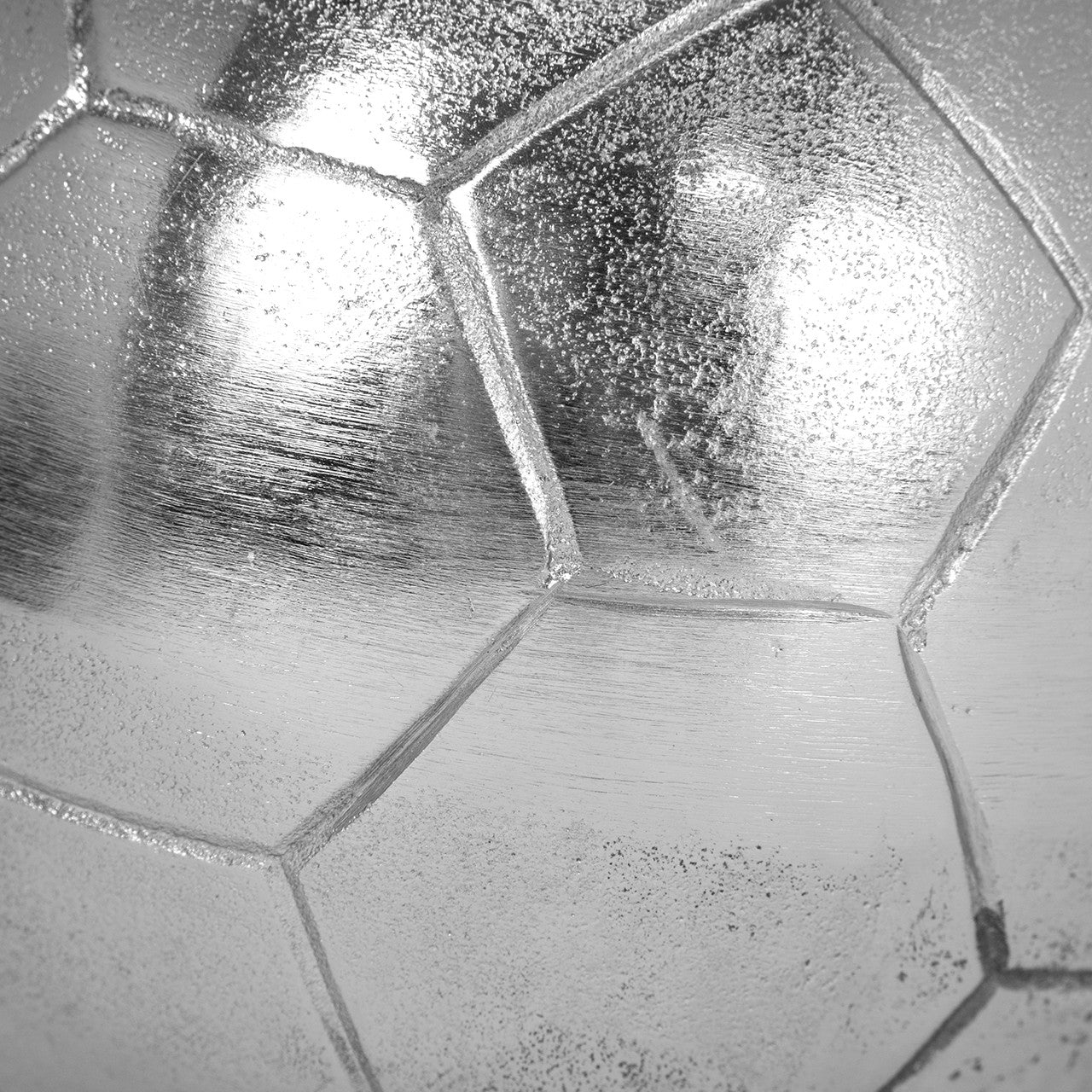 Escultura de balón de fútbol