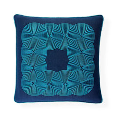 Almohada Pompidou con borde azul - Por Pedido