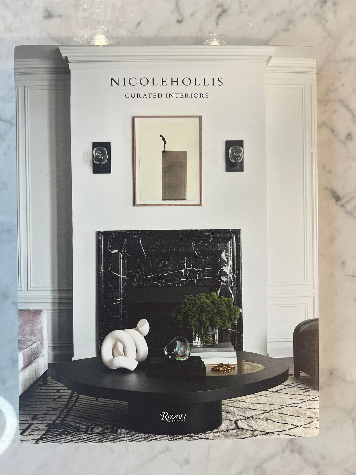 Libro Nicole Hollis