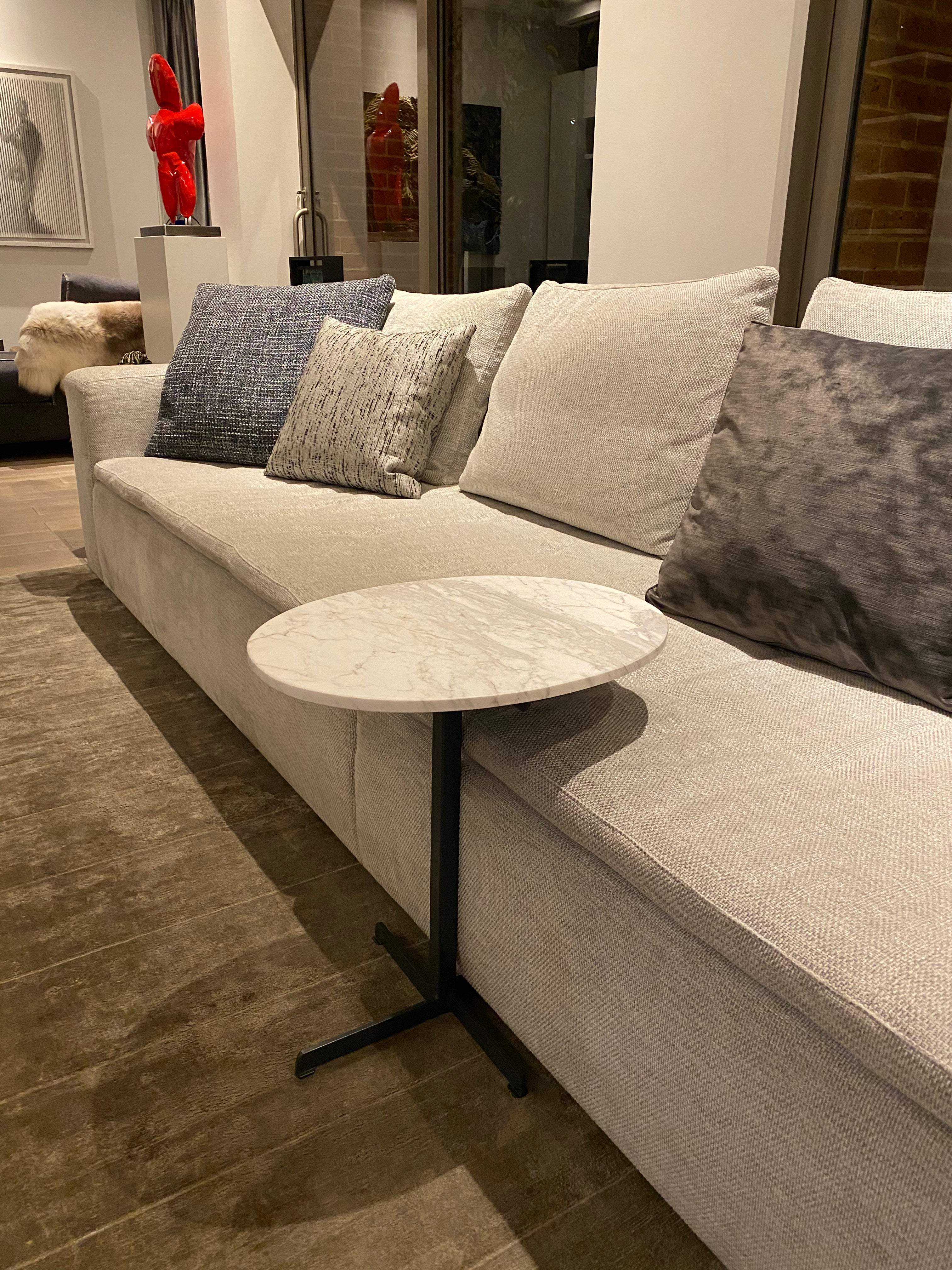 Mesa Auxiliar Slim