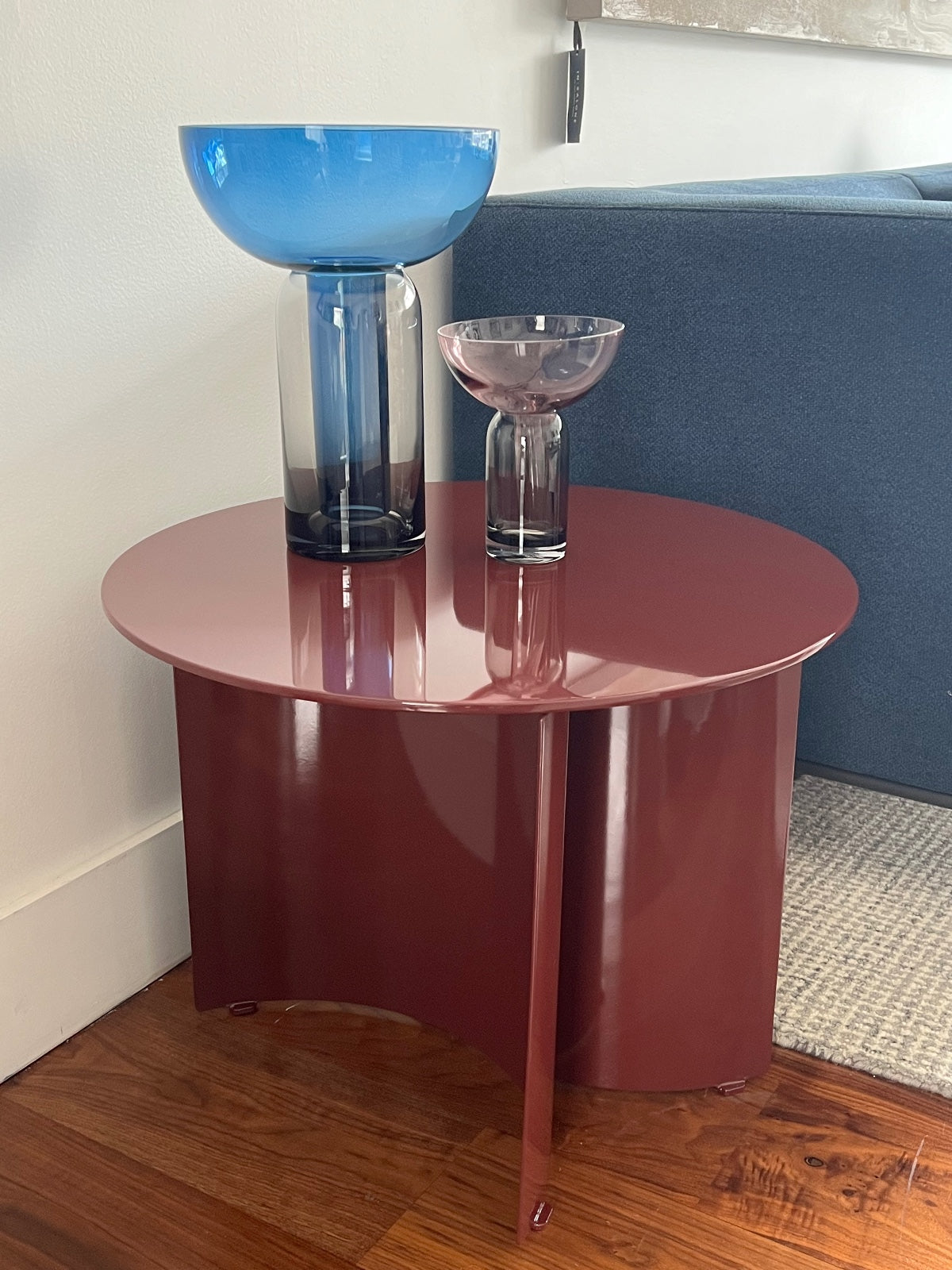 Mesa Auxiliar Tulip - Personalizable