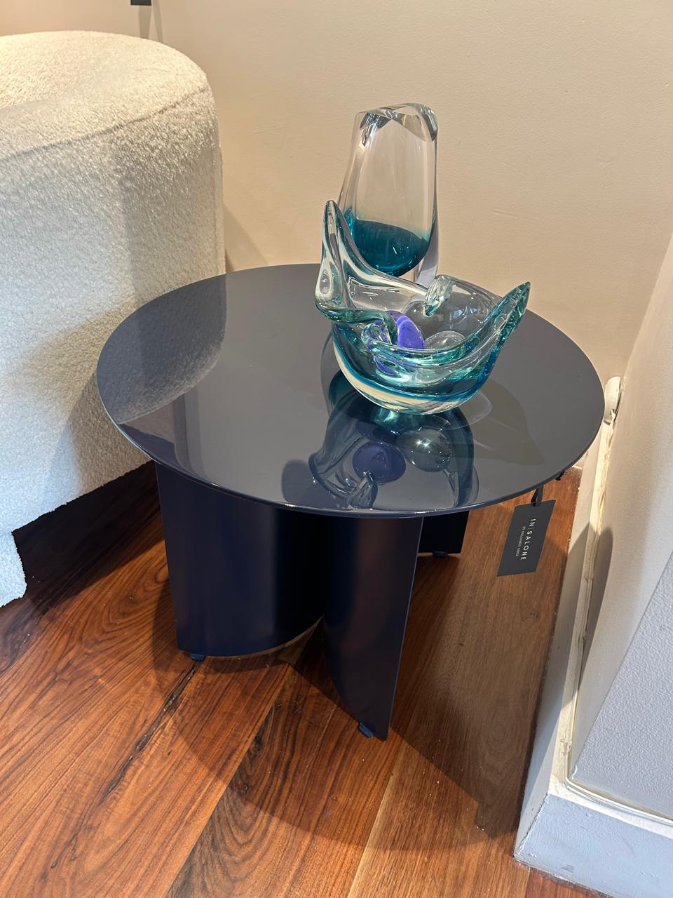 Mesa Auxiliar Tulip - Personalizable